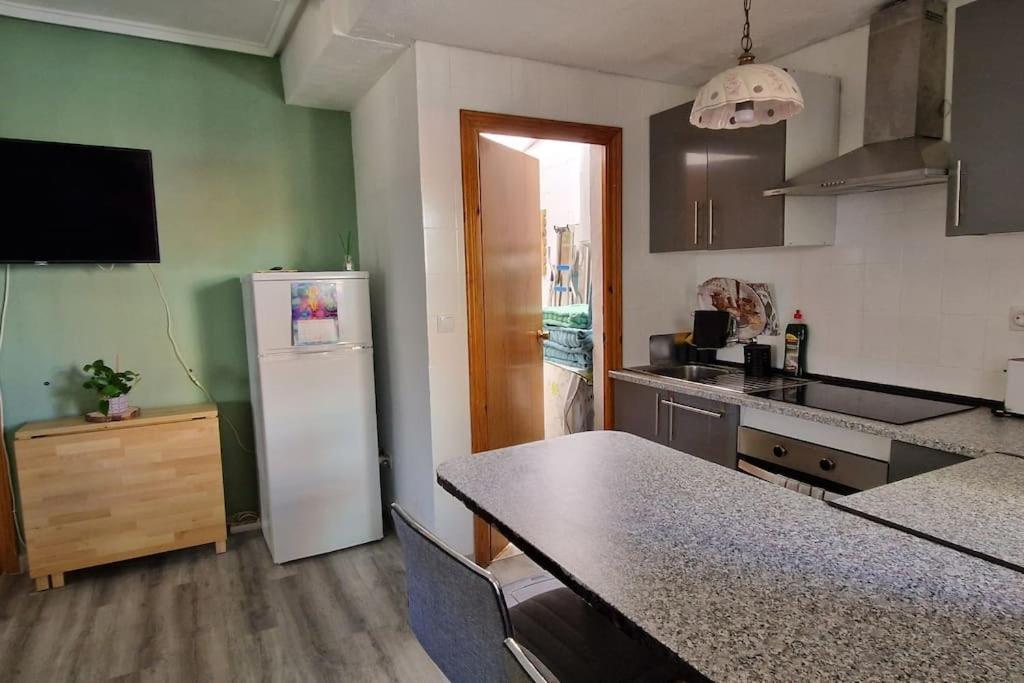 Oscar'S Chillout House By The Beach Santa Pola Exteriör bild